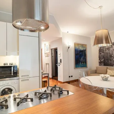 Charme In Center Apartment